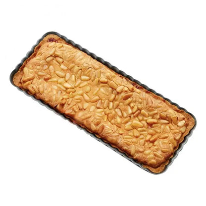 14-Inch Rectangular Fluted Cake Pan with Removable Bottom